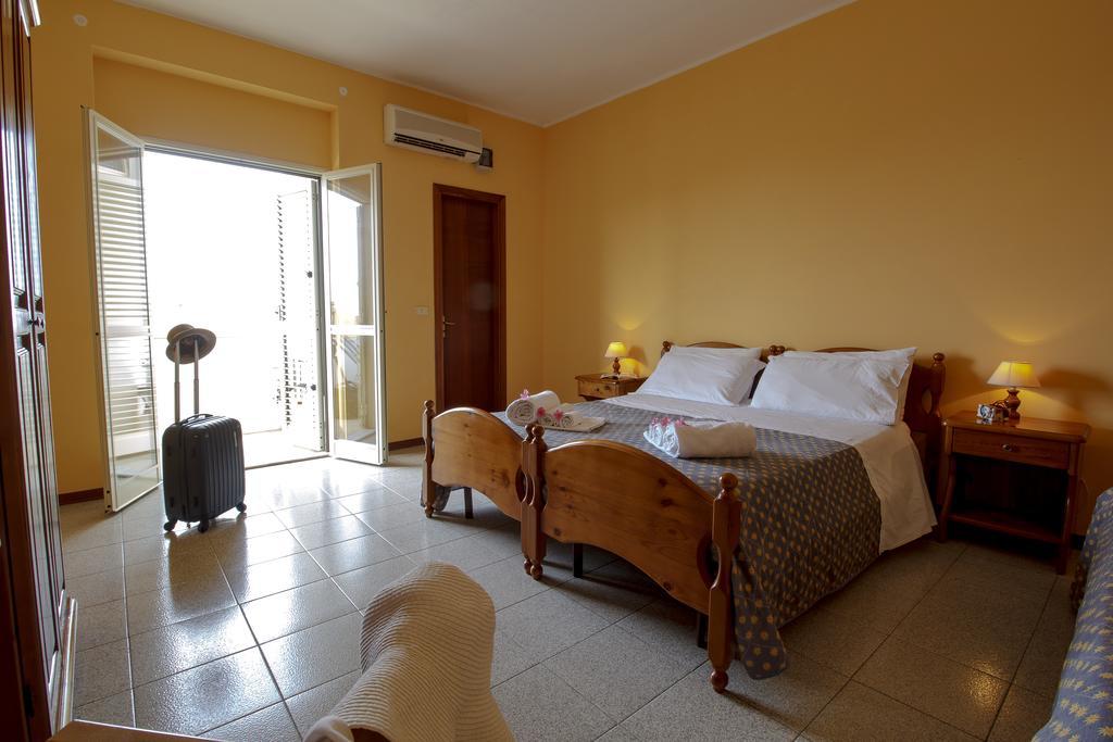 Hotel La Perla Tropea Exterior photo
