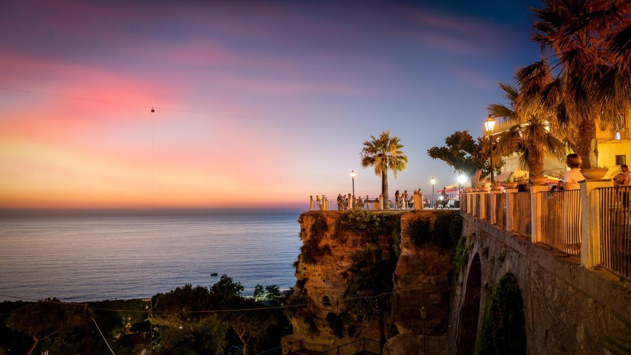 Hotel La Perla Tropea Exterior photo